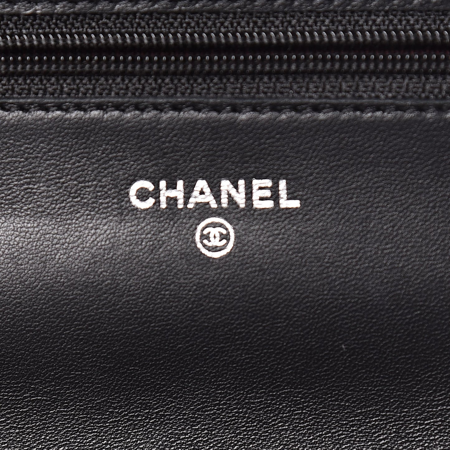 Lambskin Quilted Wallet On Chain WOC Black