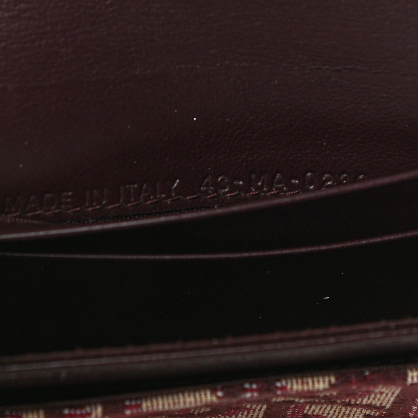 Oblique Saddle Card Holder Bordeaux