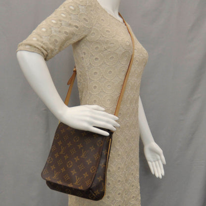 Louis Vuitton Monogram Musette Salsa Long Strap 2 of 7