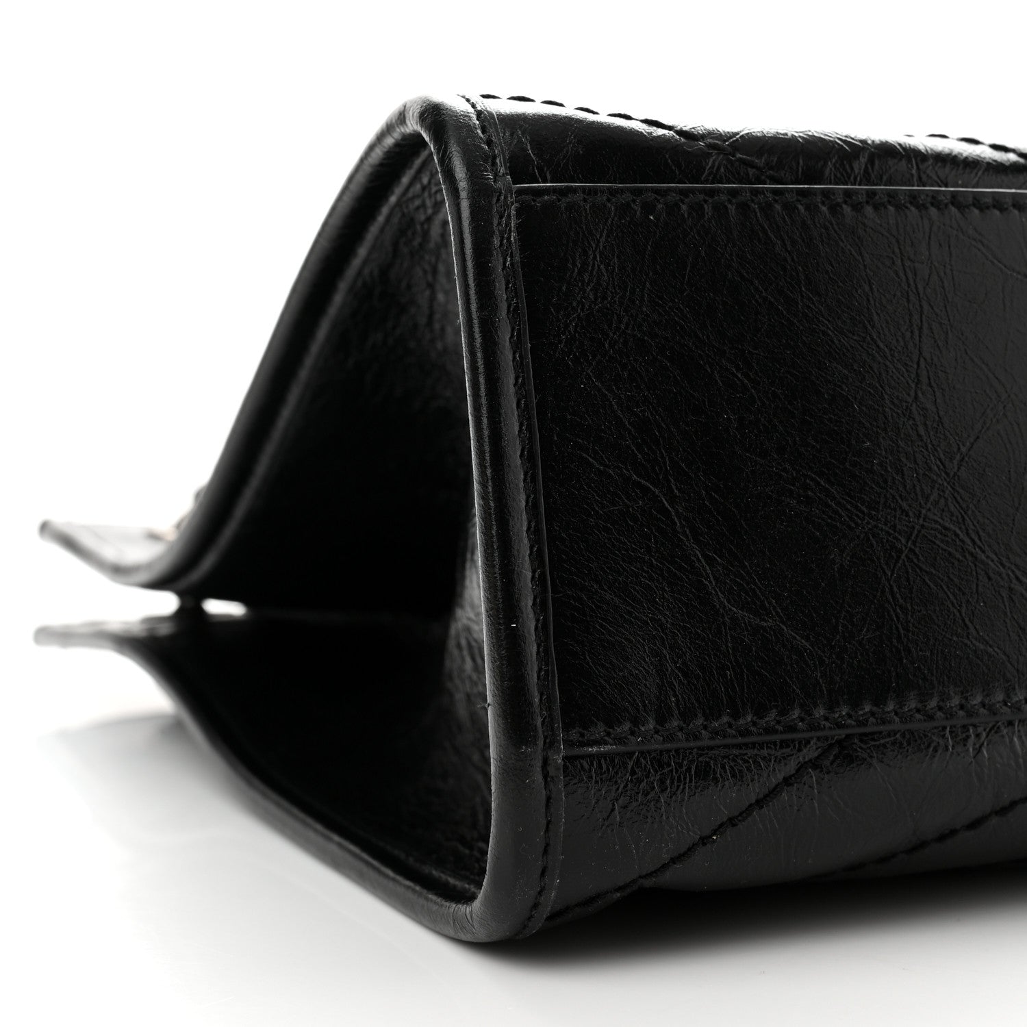 Saint Laurent Crinkled Calfskin Matelasse Monogram Medium Niki Shopper Tote Black 8 of 9