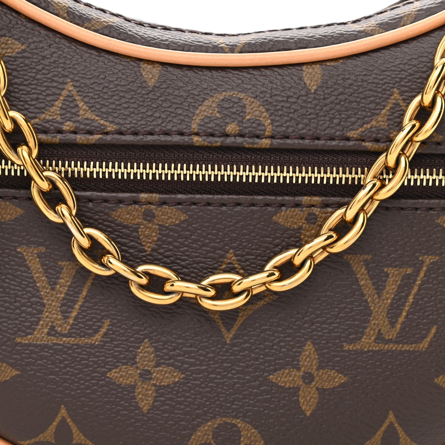 Monogram Loop