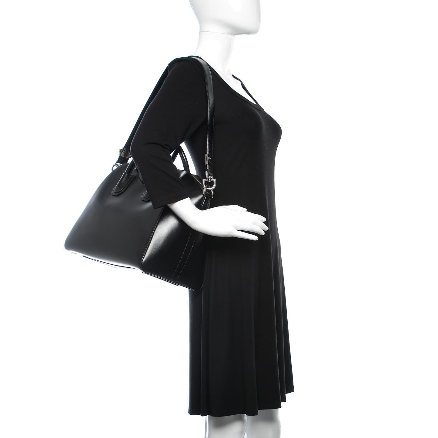 Shiny Lord Calfskin Medium Antigona Black