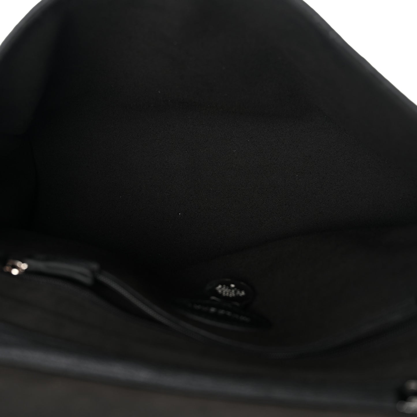 Small Classic Grain Calfskin Medium Lily Black