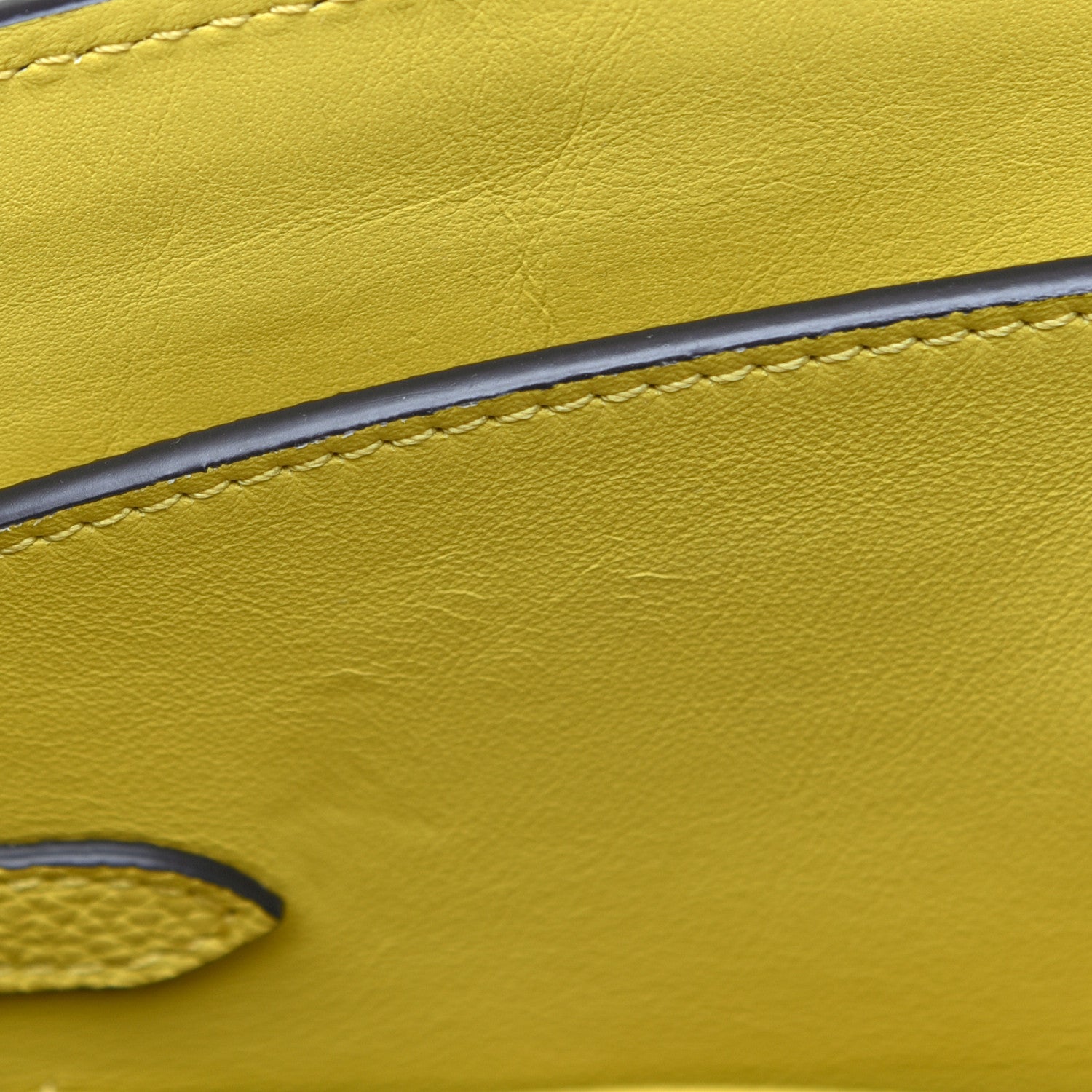 Louis Vuitton Veau Nuage Milla PM Vert Acide 11 of 12