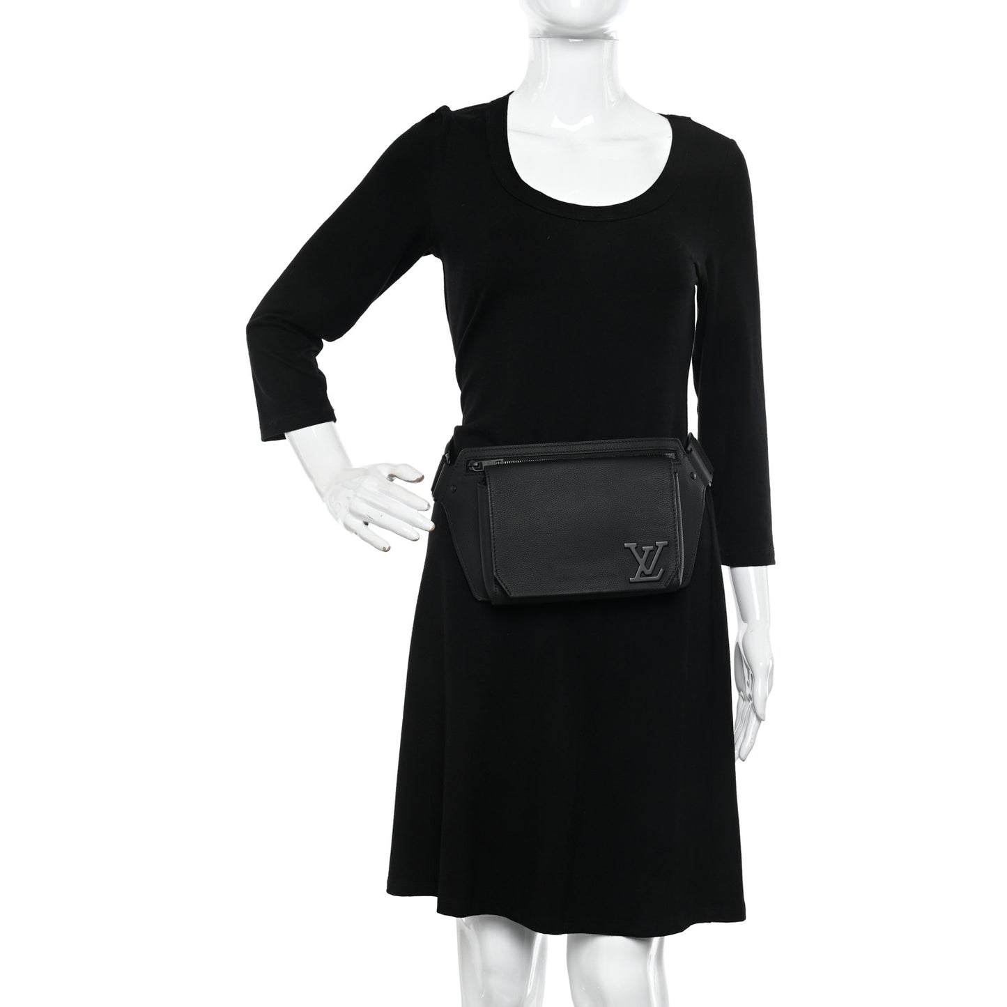 Grained Calfskin Aerogram Slingbag Black