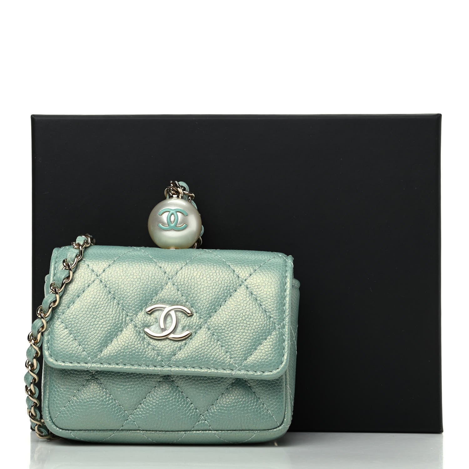 Chanel Iridescent Caviar Quilted Pearl On Top Coin Purse With Chain Light Green 13 of 13
