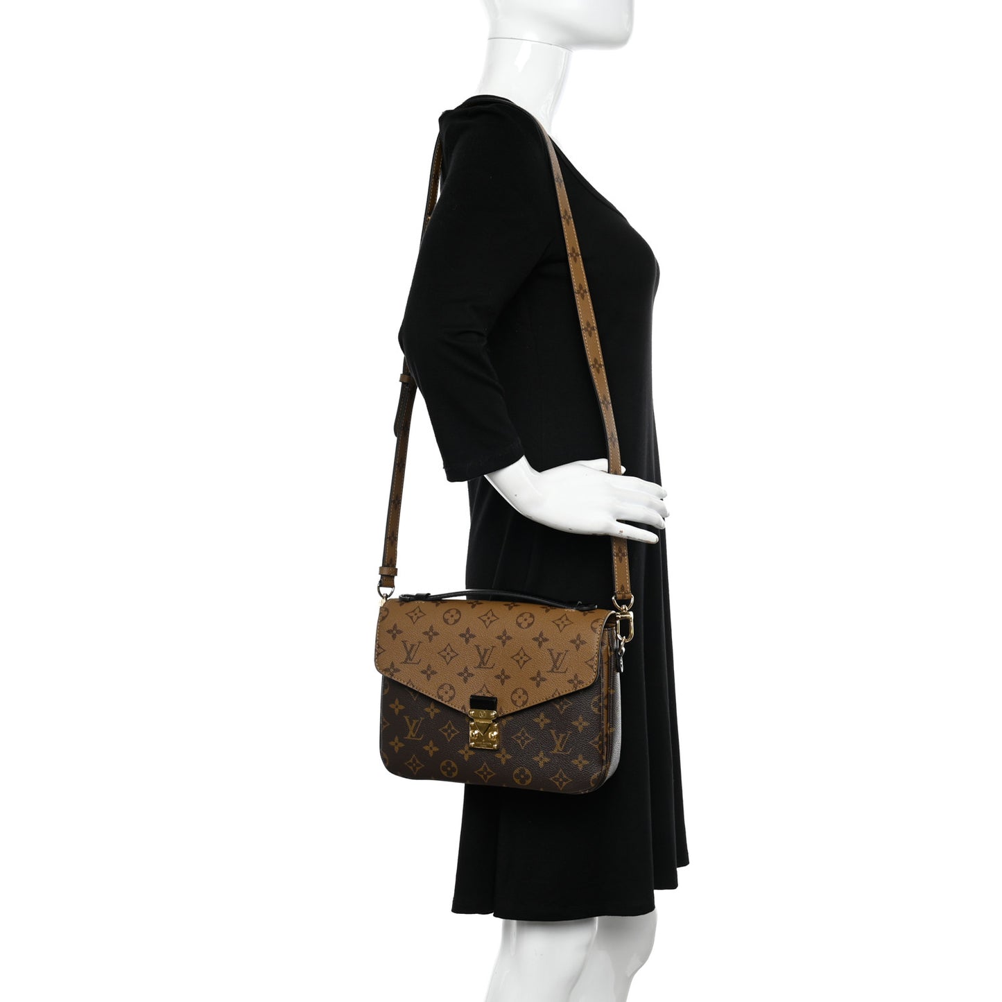 Reverse Monogram Pochette Metis