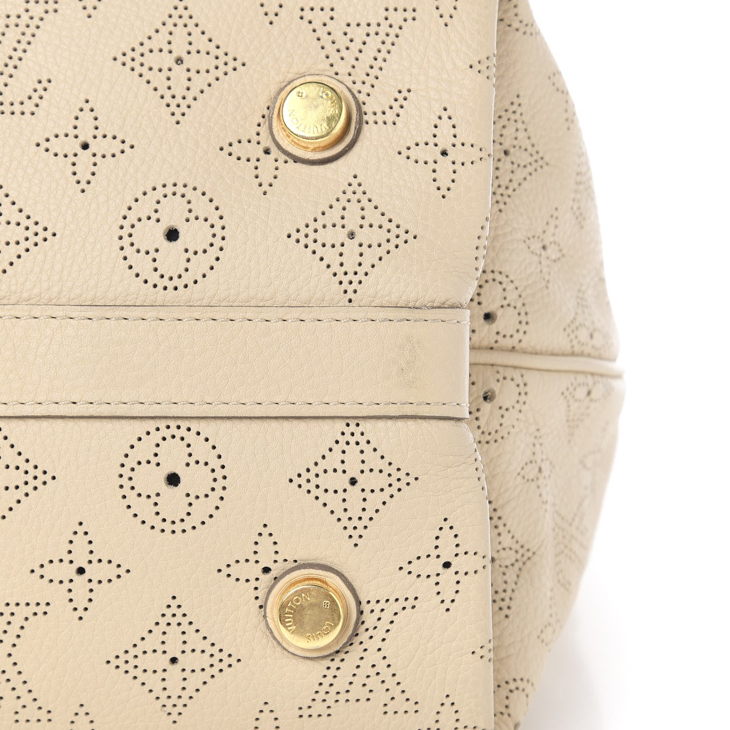 Louis Vuitton Mahina Cirrus PM Lin 11 of 12