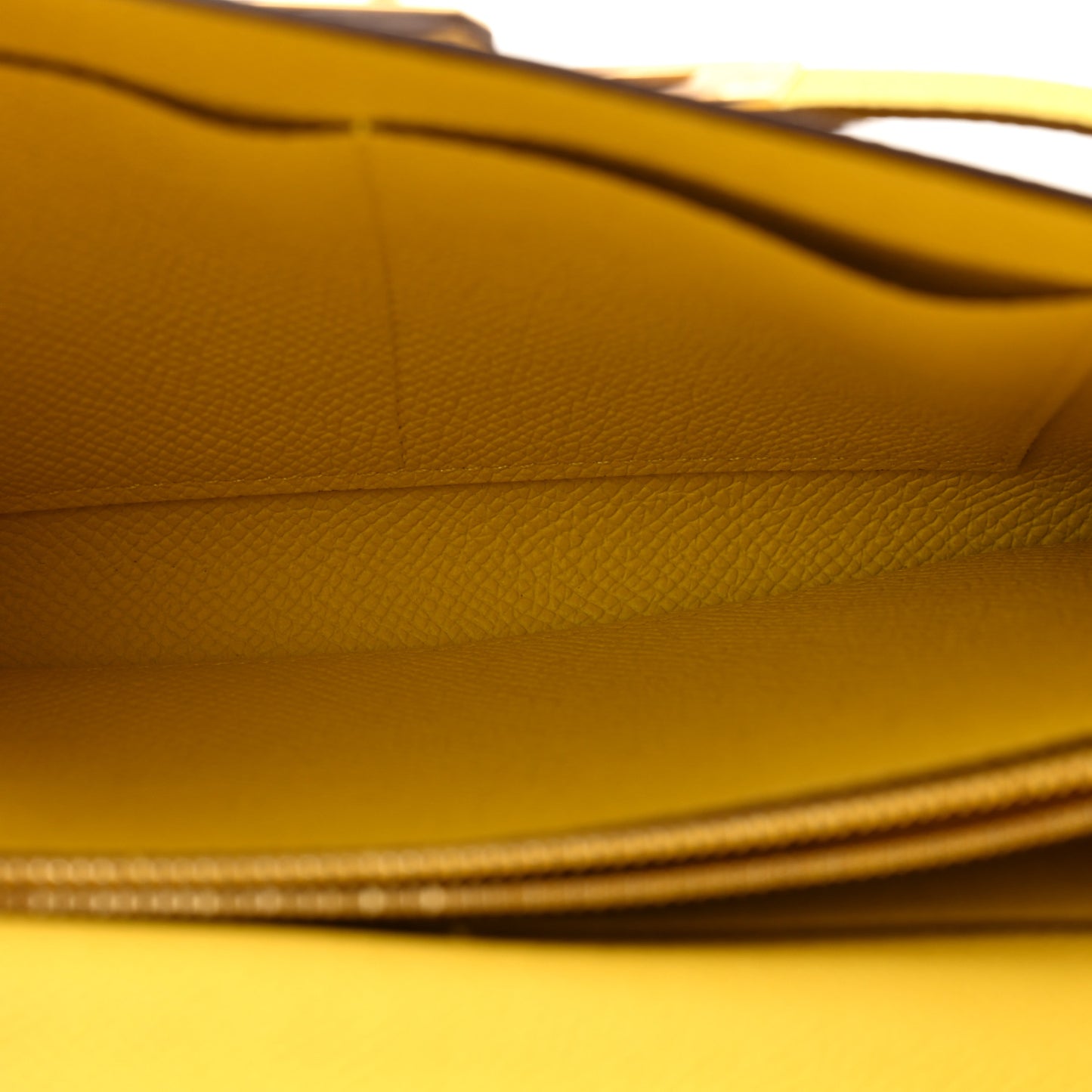 Epsom Kelly Wallet To Go Jaune De Naples