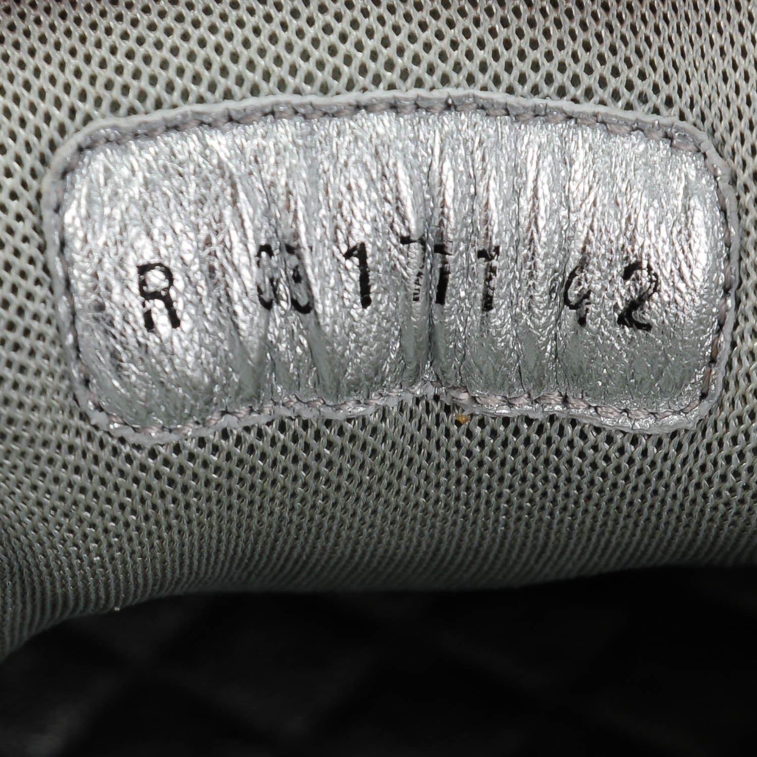 Chanel Metallic Crackled Calfskin CC Sneakers 42 Silver Black Navy 8 of 8