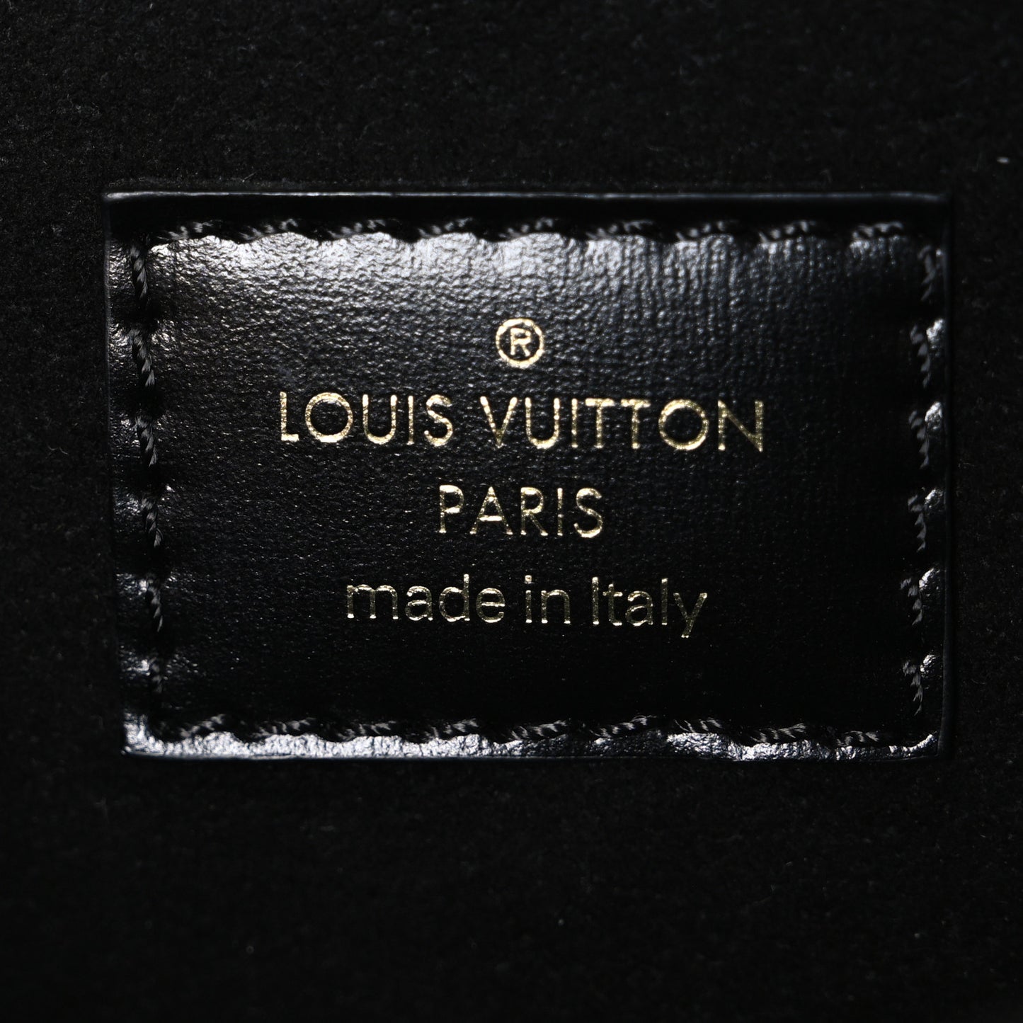 Reverse Monogram Pochette Metis
