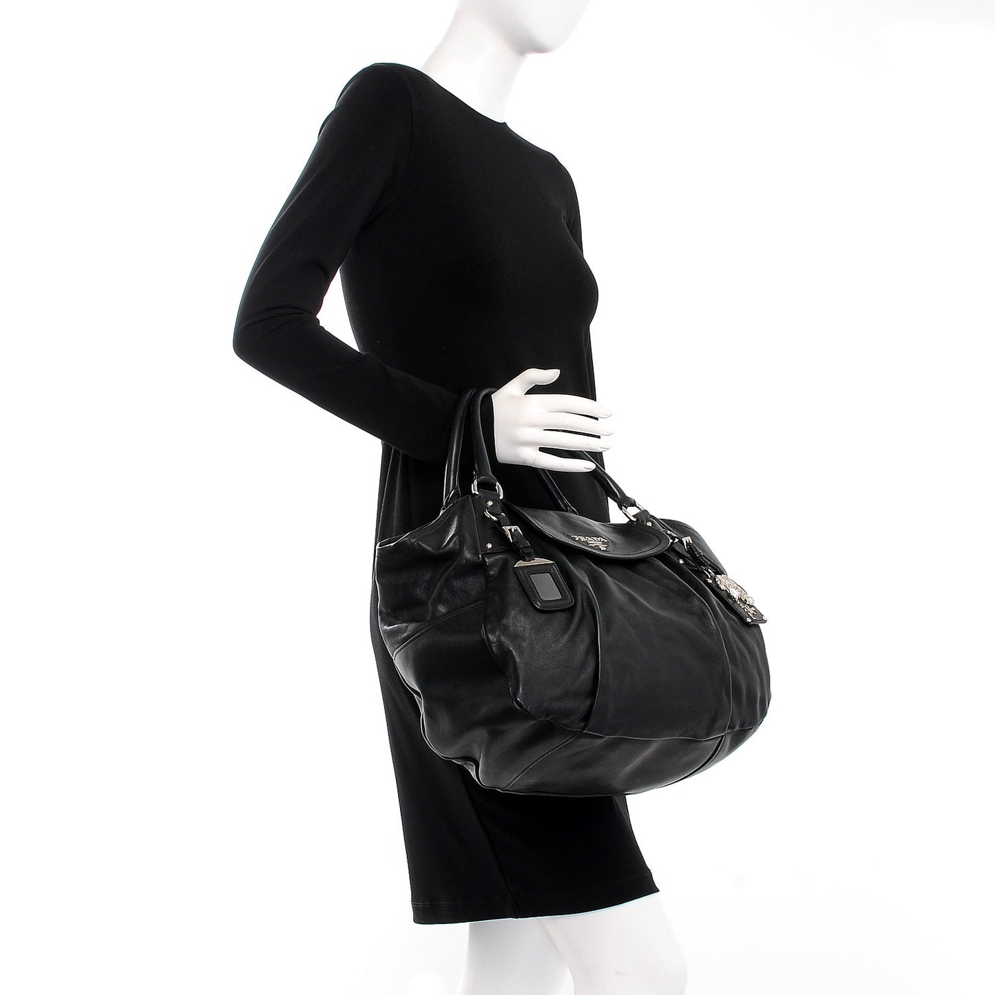 Soft Calf Flap Shoulder Bag Nero Black