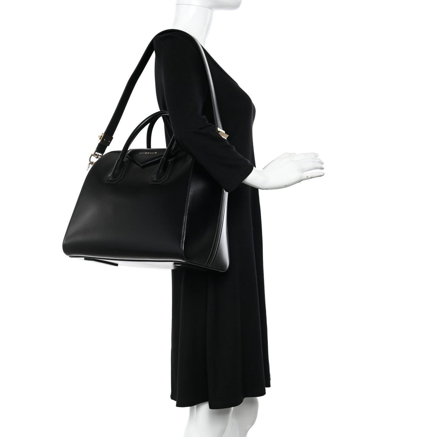 Shiny Lord Calfskin Medium Antigona Black