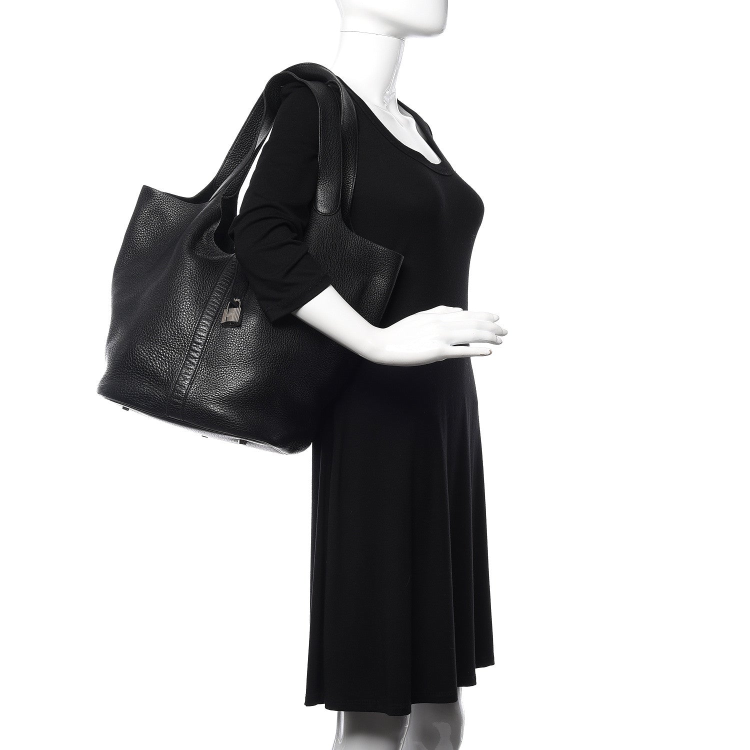 Hermes Taurillon Clemence Picotin Lock TGM Black 2 of 10