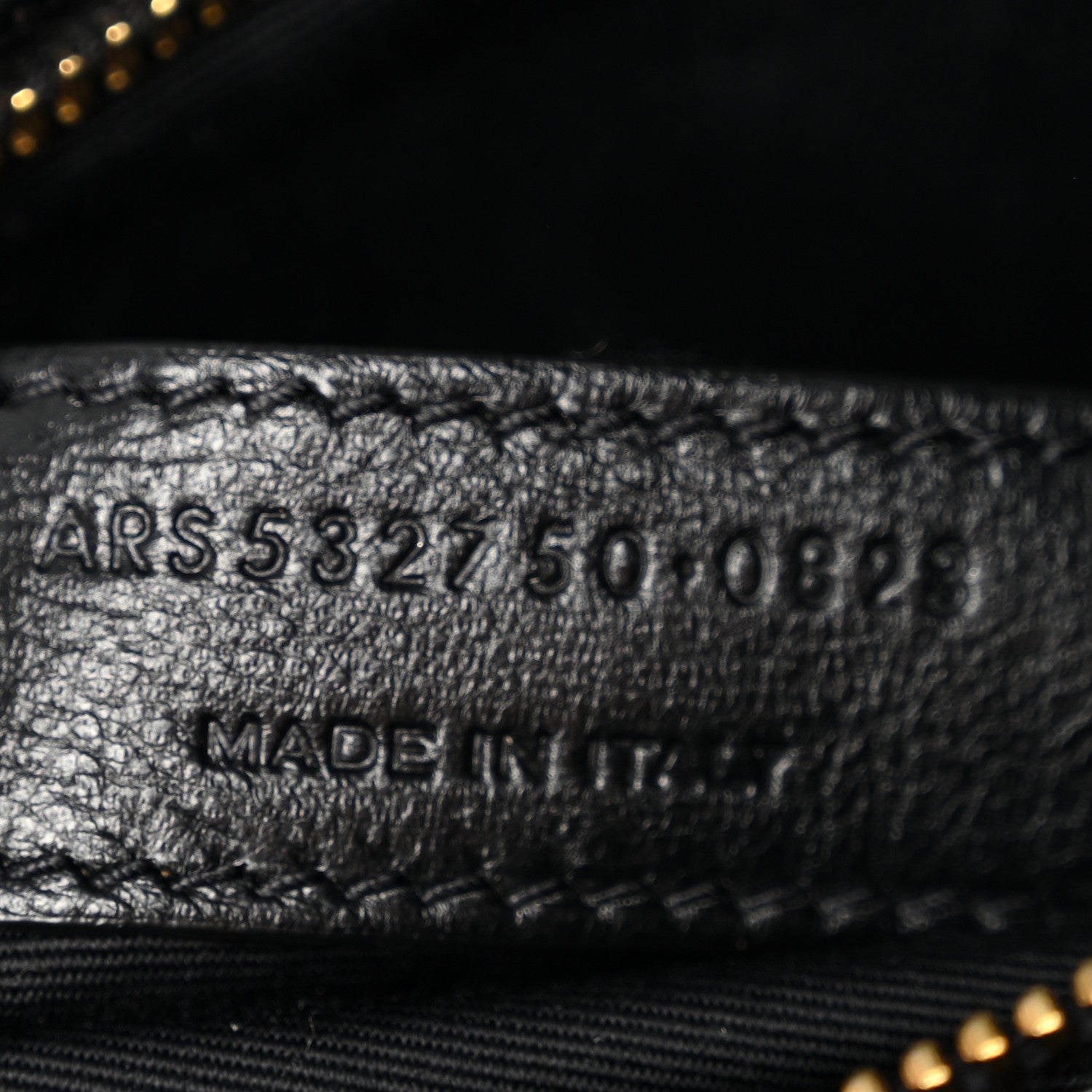 Saint Laurent Grain De Poudre Monogram Cassandra Clasp Bag Black 7 of 11