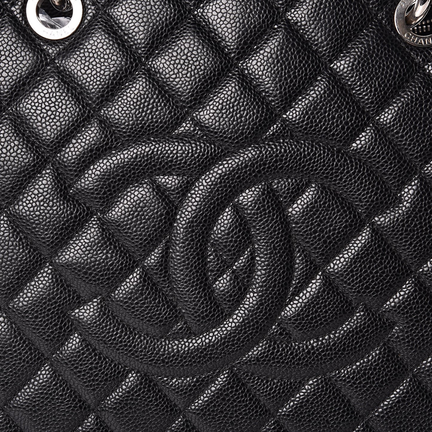 Caviar Quilted XL Grand Shopping Tote GST Black