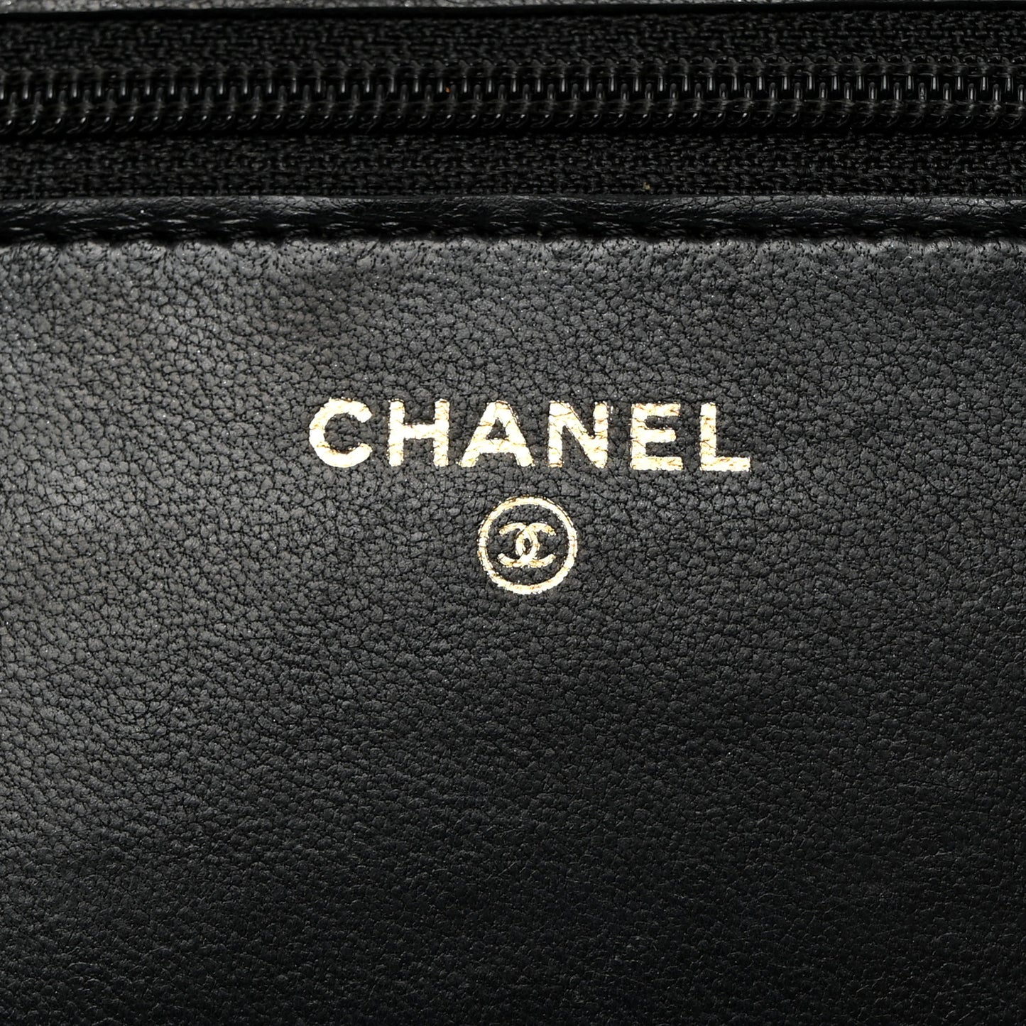 Lambskin Quilted CC Pearl Crush Wallet on Chain WOC Black