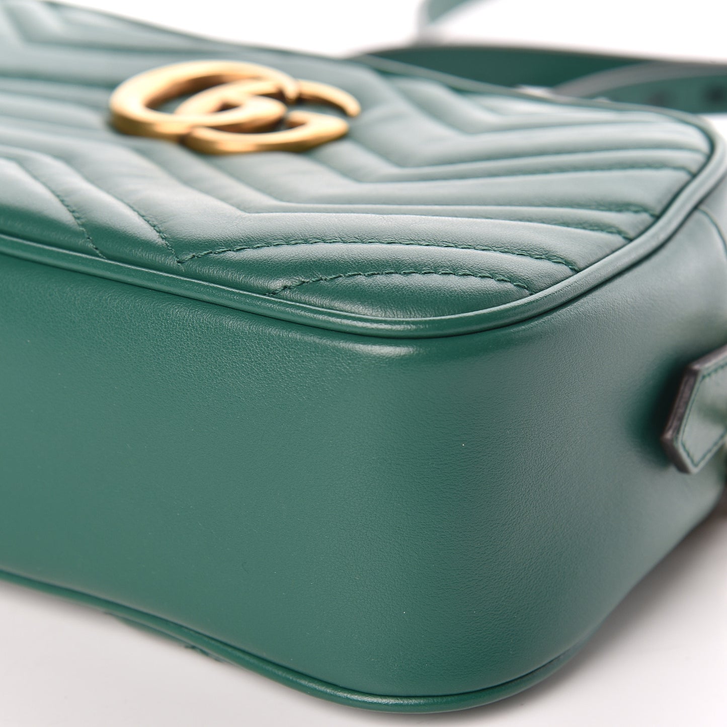 Calfskin Matelasse Small GG Marmont Chain Shoulder Bag Emerald Green