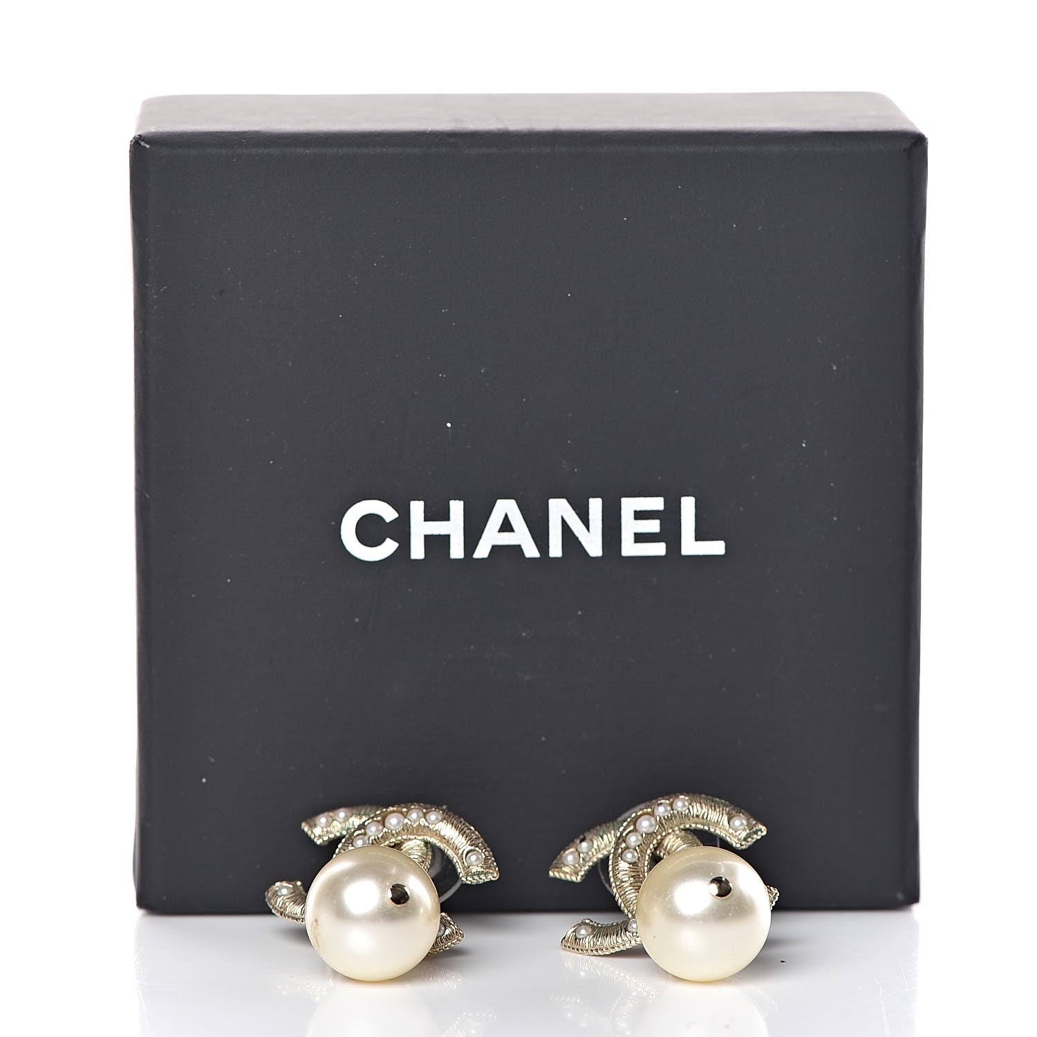 Chanel Pearl CC Drop Earrings Gold 9 of 9