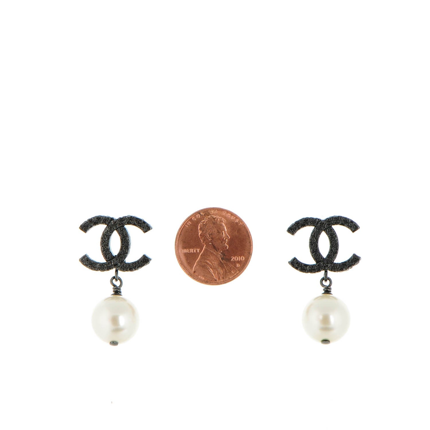 Chanel Ruthenium Pearl CC Drop Earrings 2 of 5
