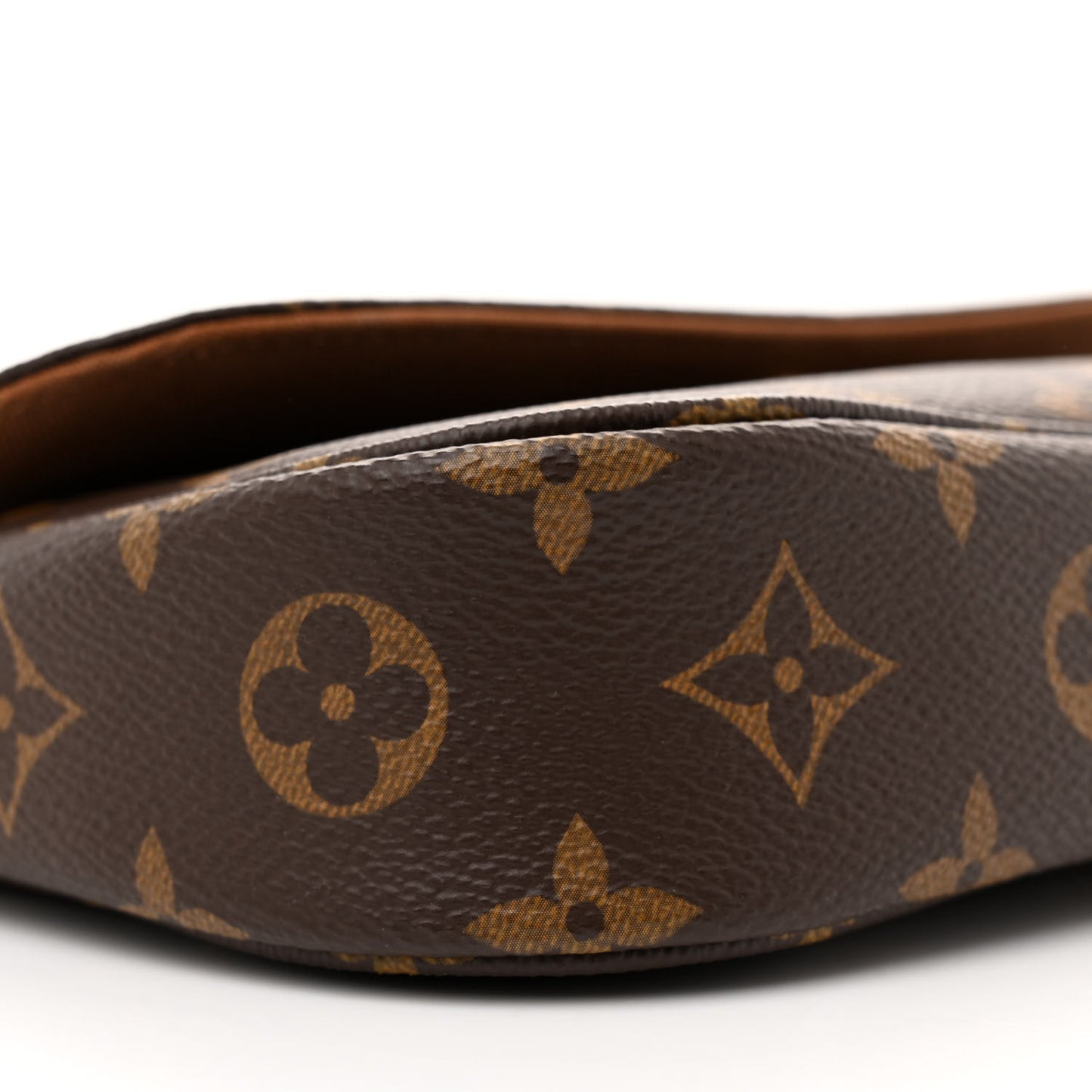 Monogram Ivy Wallet On Chain