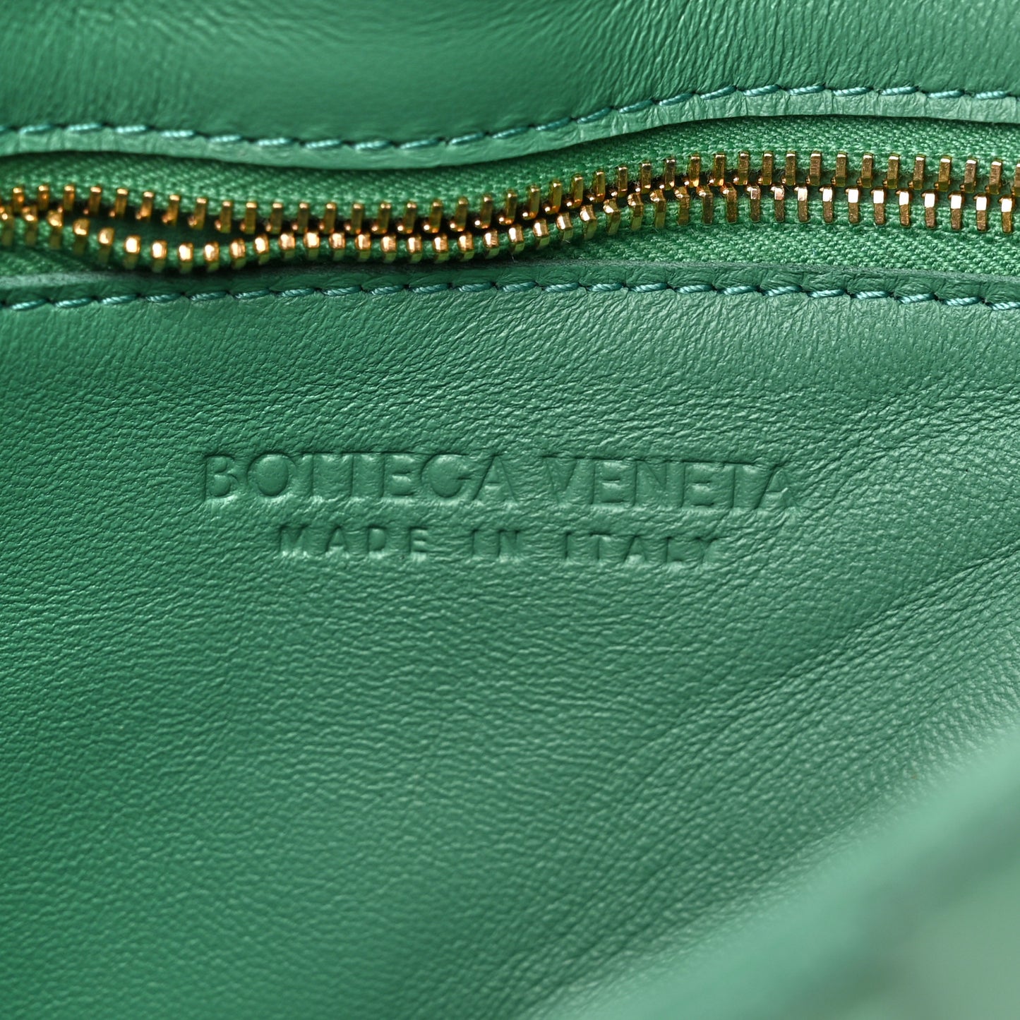 Lambskin Maxi Intrecciato Cassette Crossbody Bag Mermaid