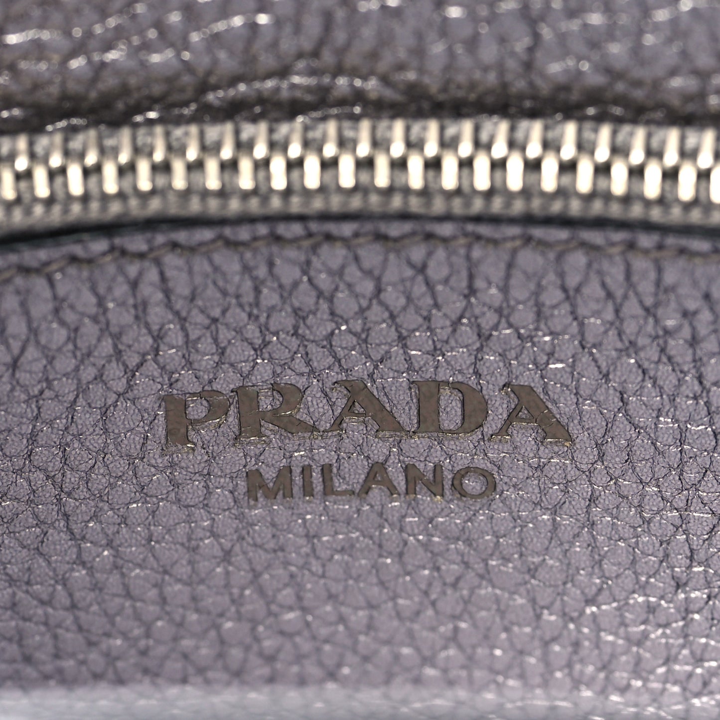 Metallic Vitello Daino Flap Crossbody Cromo