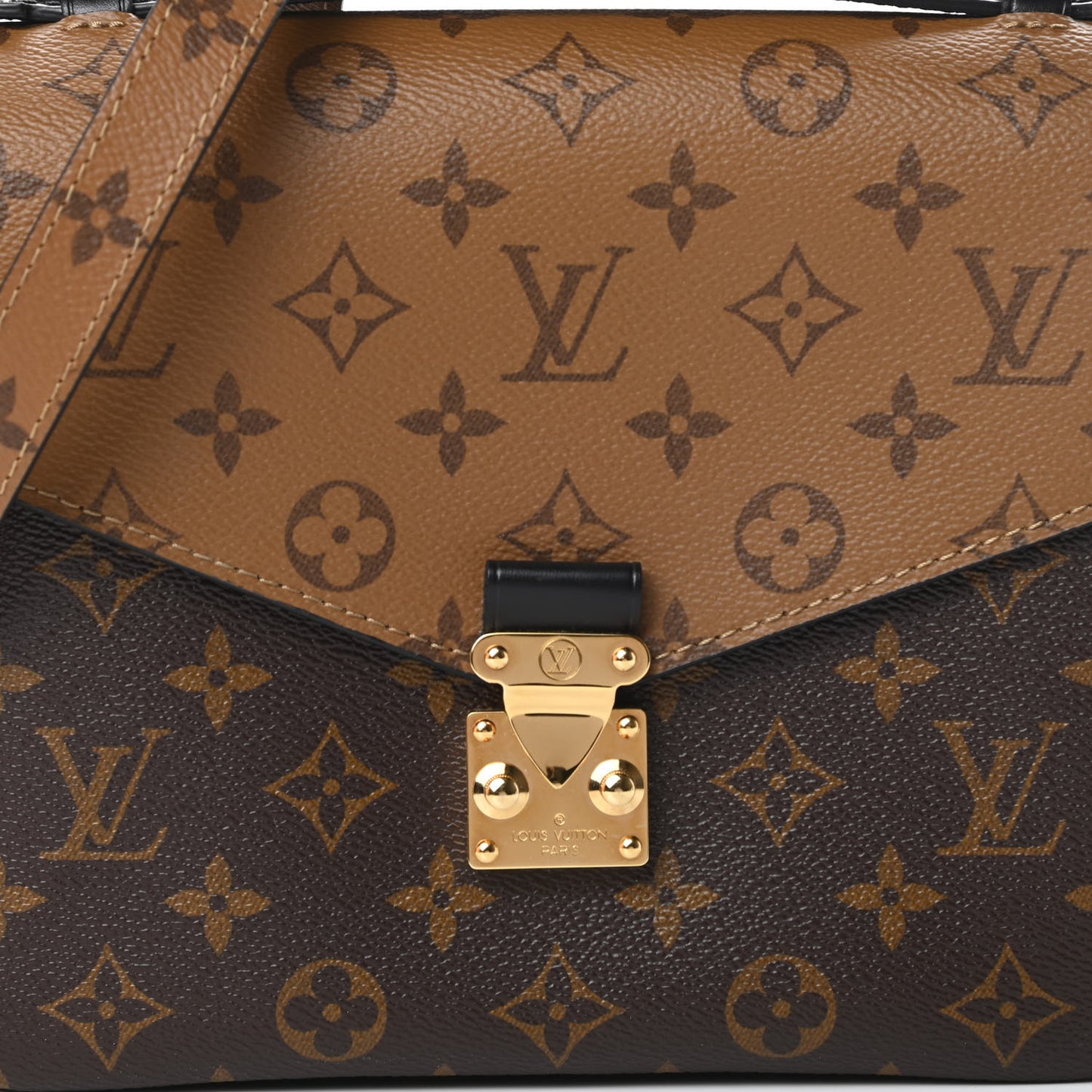 Reverse Monogram Pochette Metis
