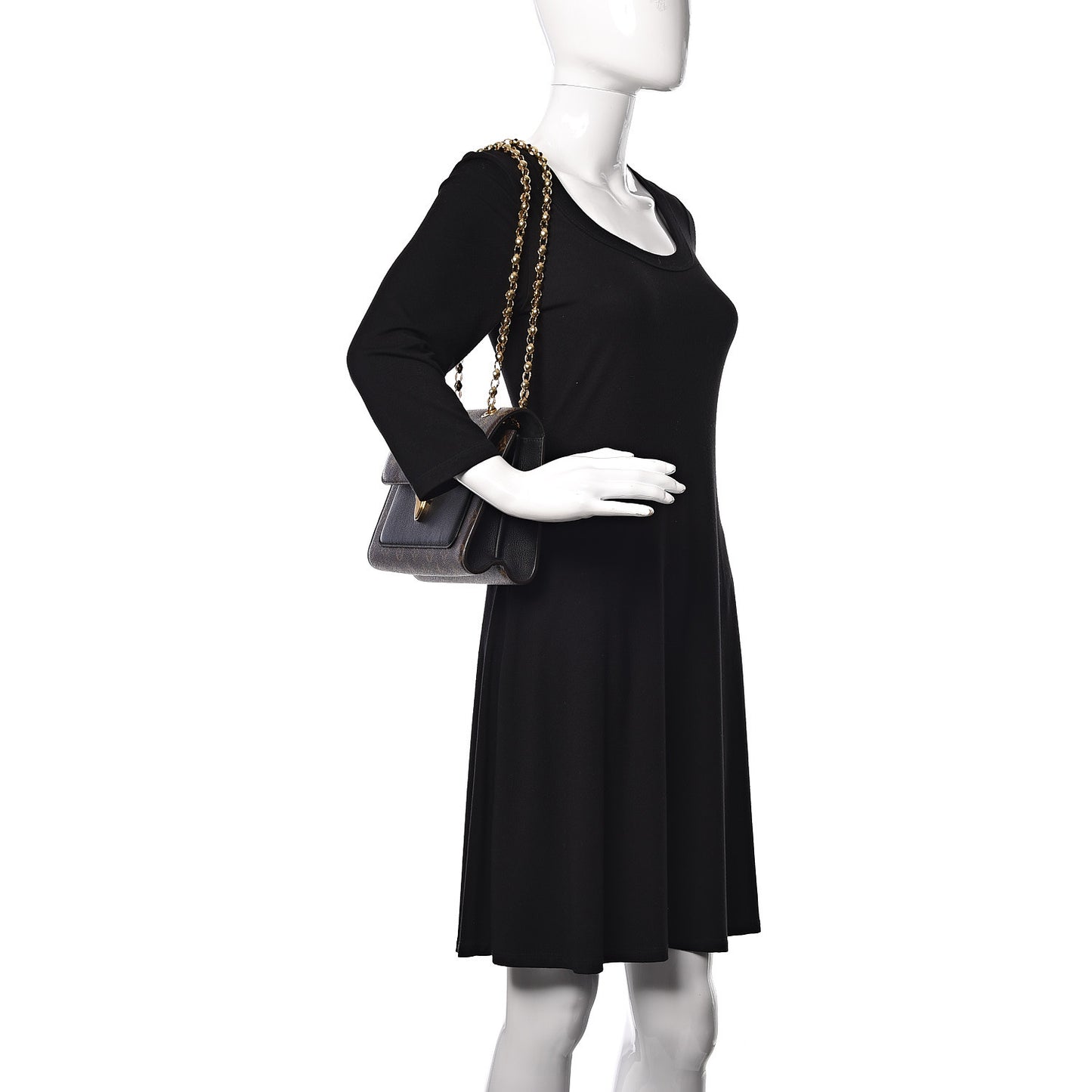 Monogram Victoire Black