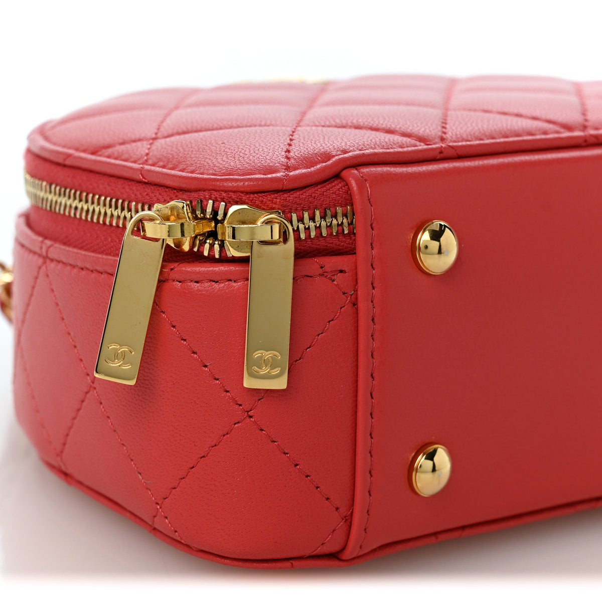 Lambskin Quilted Small Chic Riviera Top Handle Vanity Case Red