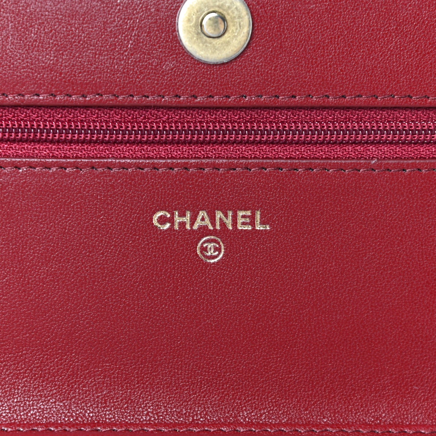 Lambskin Quilted Infinity Wallet On Chain WOC Burgundy
