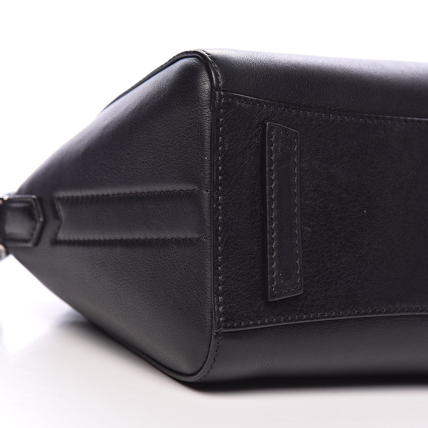 Calfskin Mini Metal Antigona Black