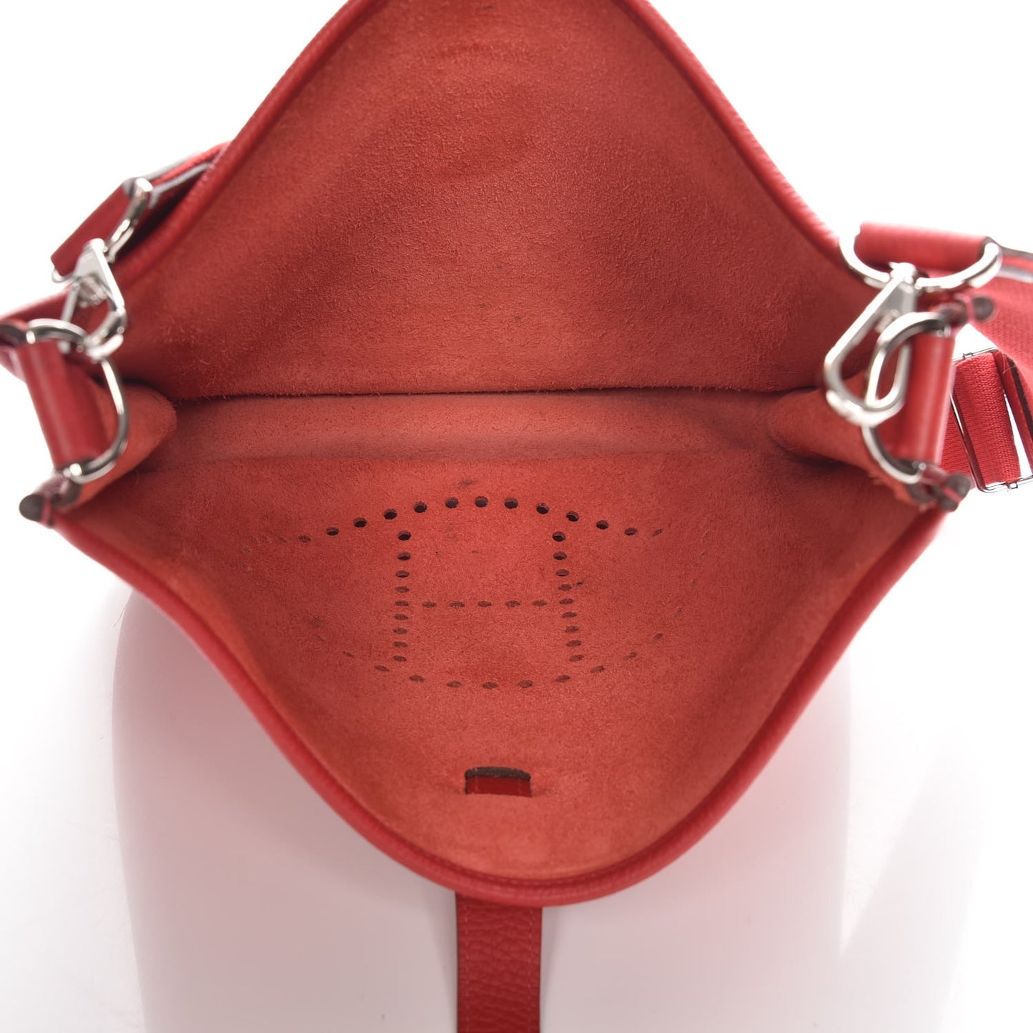 Taurillon Clemence Evelyne III GM Rouge Casaque
