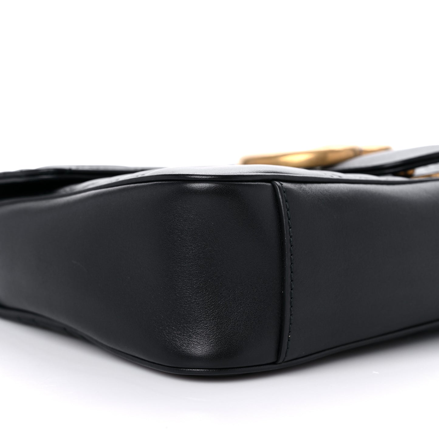 Calfskin Matelasse Medium GG Marmont Shoulder Bag Black