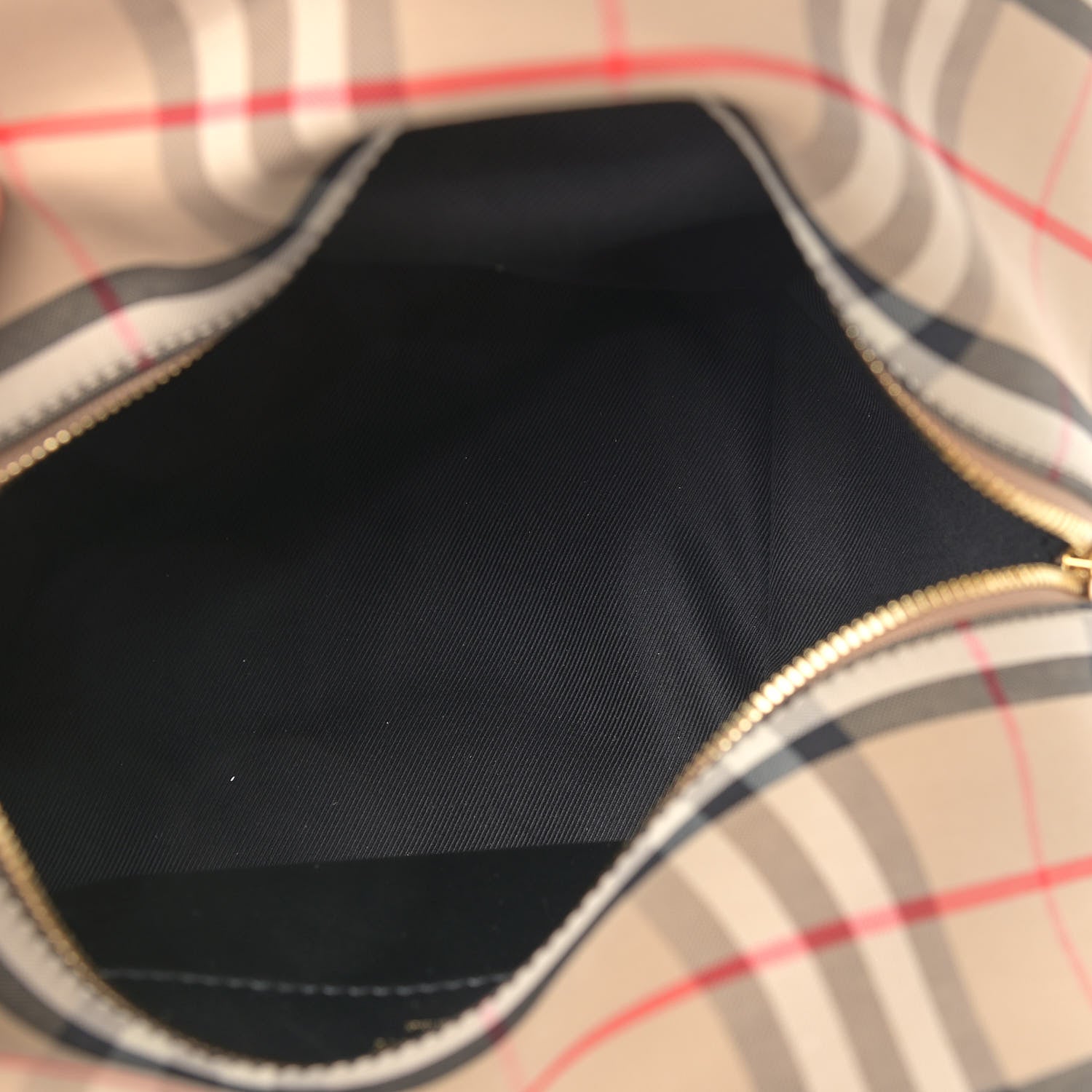 Burberry Smooth Calfskin Small Cube Bowling Bag Black 7 of 9