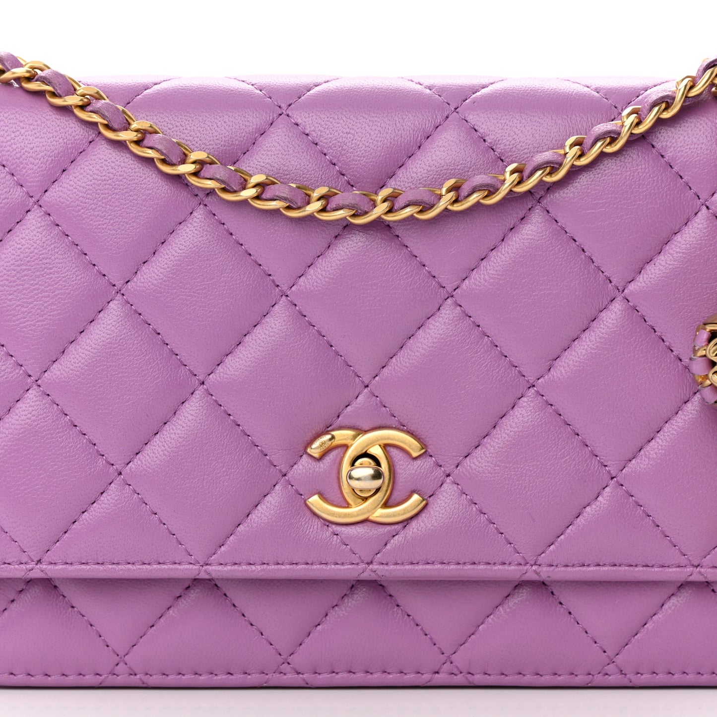 Lambskin Quilted CC Pearl Crush Wallet on Chain WOC Purple