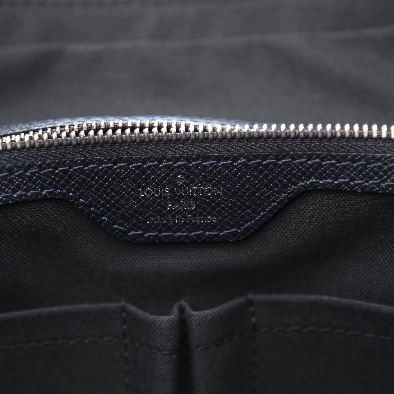 Louis Vuitton Taiga Vassili PM Messenger Bag Boreal 5 of 11