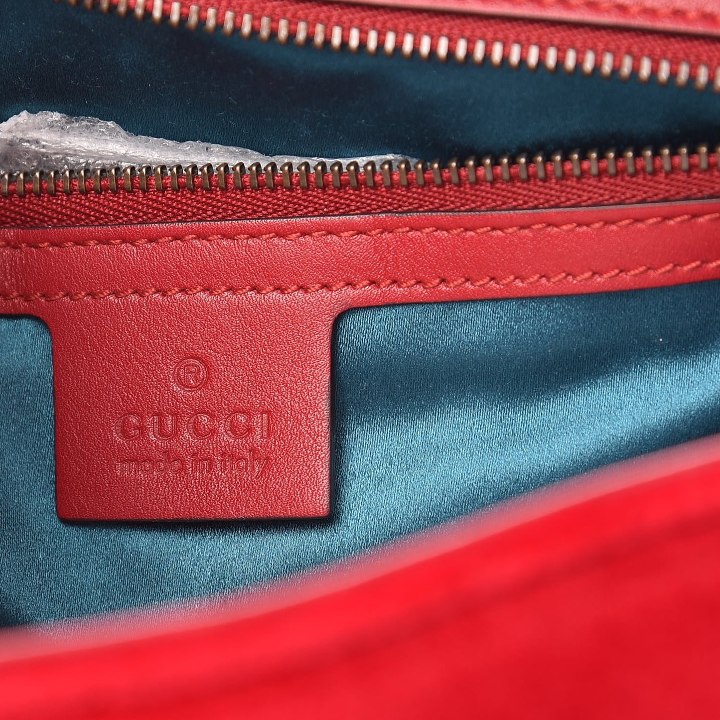 Velvet Matelasse Medium GG Marmont Shoulder Bag Hibiscus Red
