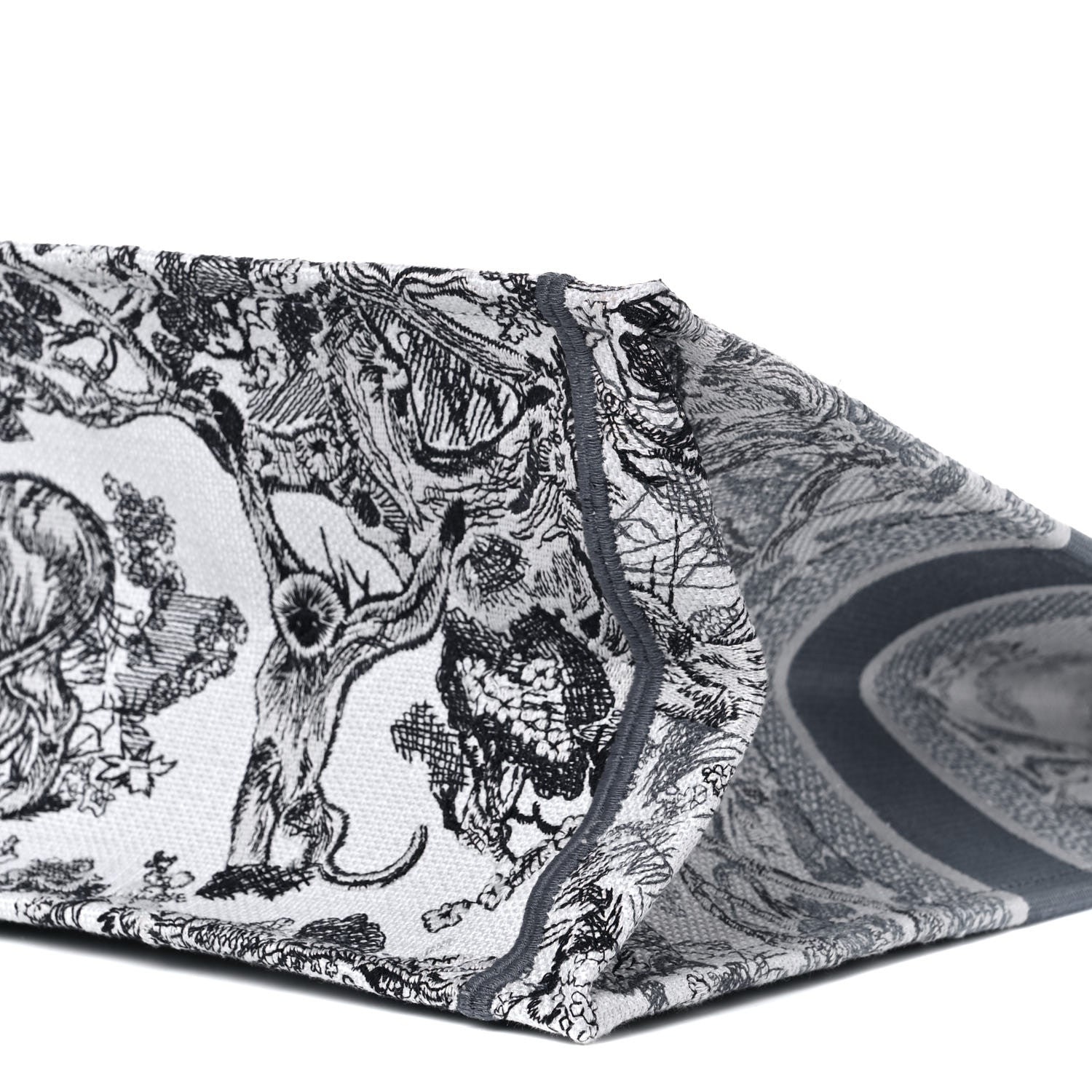 Christian Dior Canvas Embroidered Large Dioriviera Toile De Jouy Book Tote Gray 9 of 10