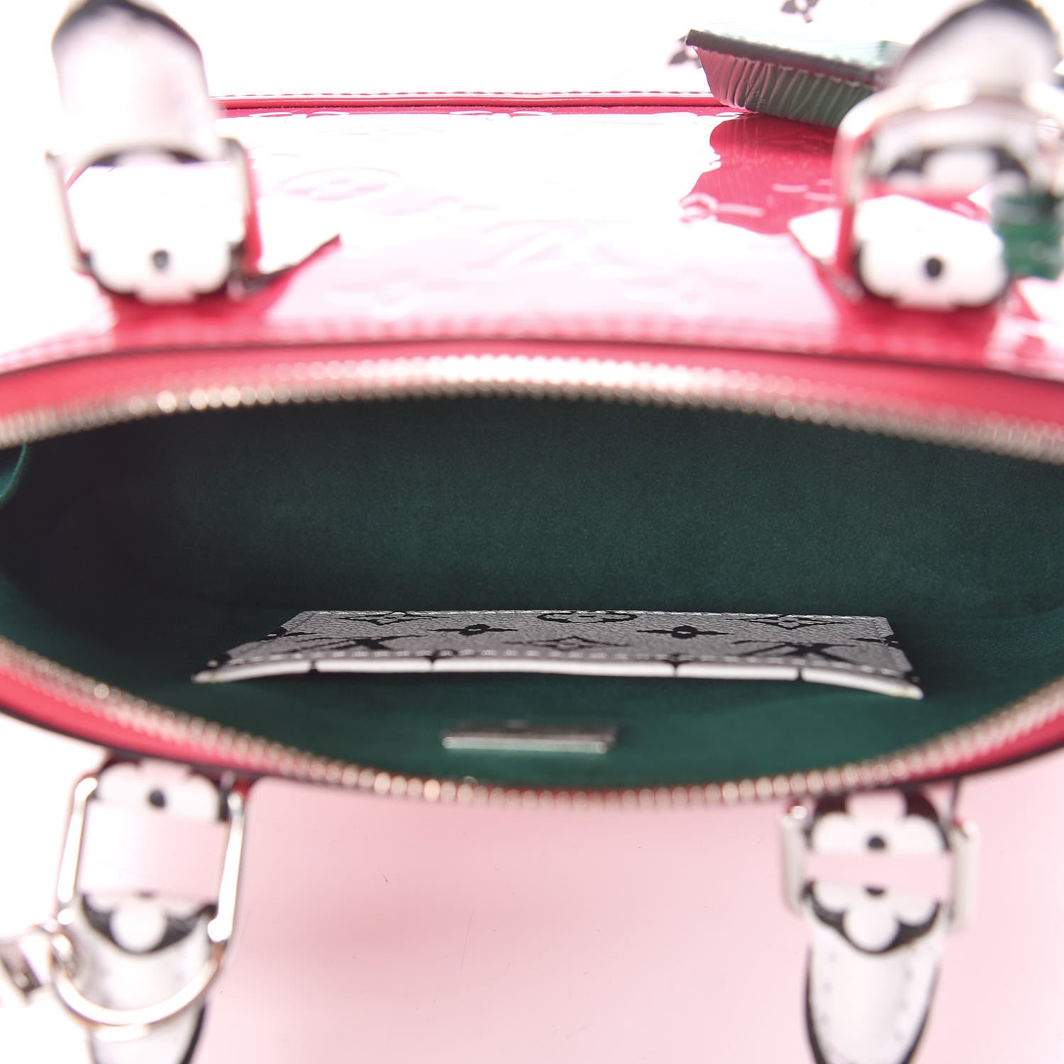 Louis Vuitton Vernis Alma BB Berlingot Pink 5 of 10