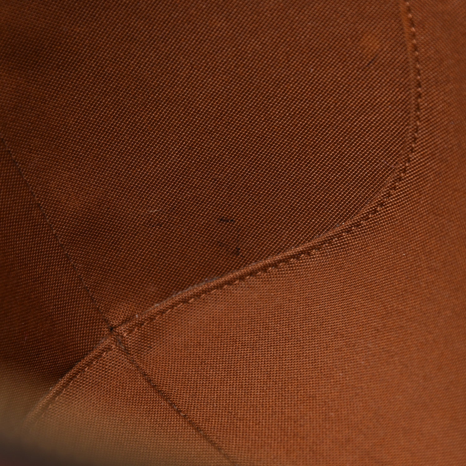Louis Vuitton Monogram Ellipse MM 9 of 24