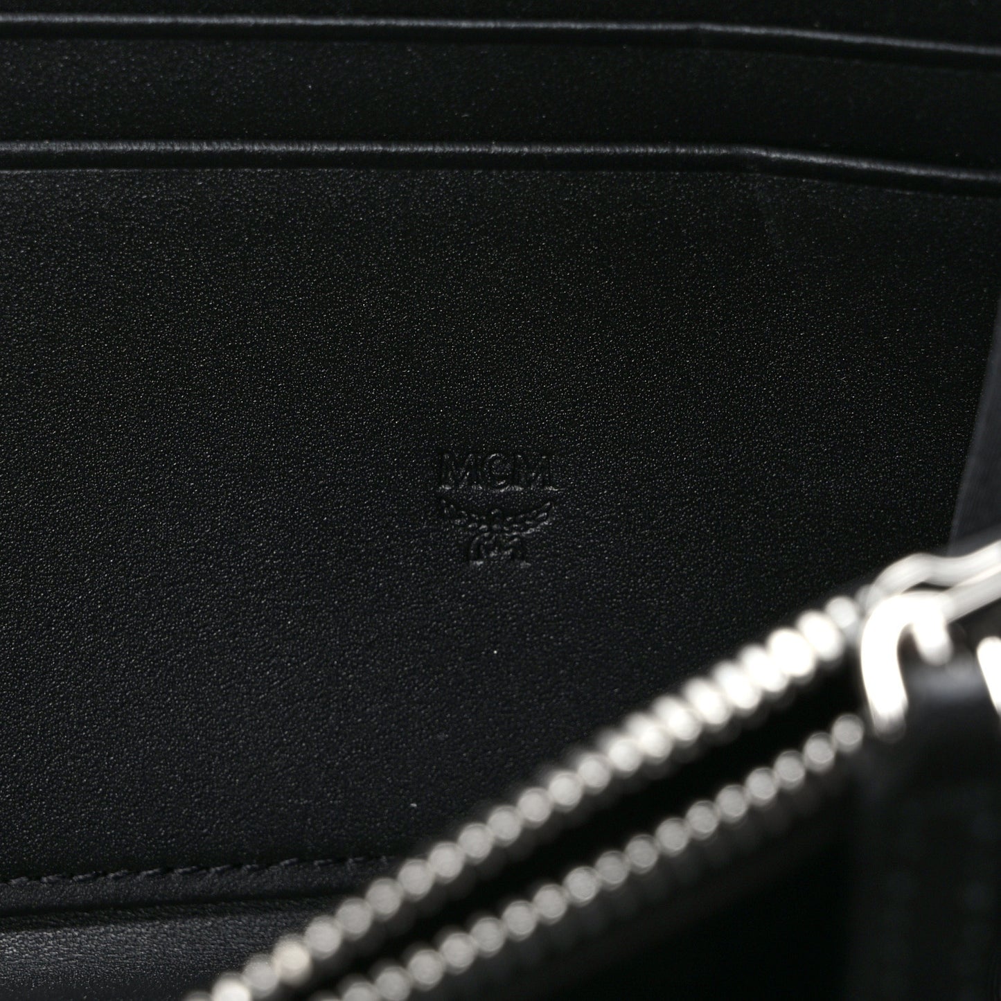 Visetos Large Zip Around Wallet Black