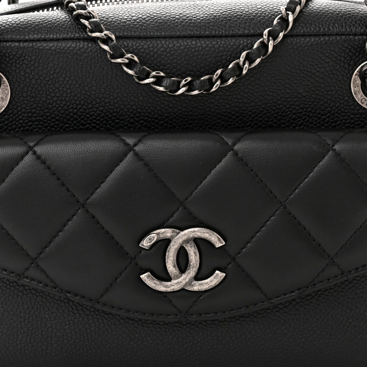 Caviar Lambskin Quilted Coco Break Camera Case Black