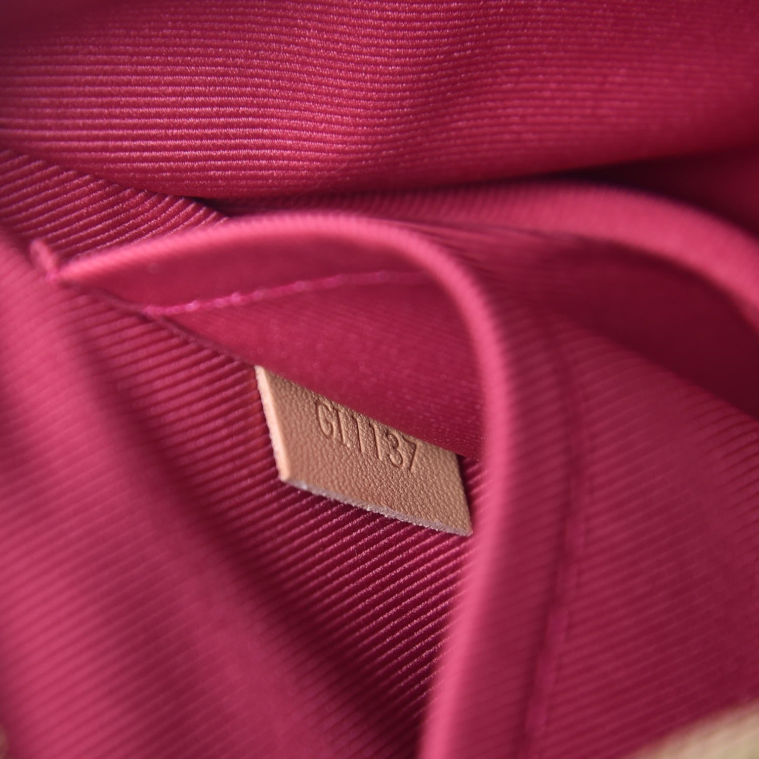 Louis Vuitton Monogram Lorette 7 of 7