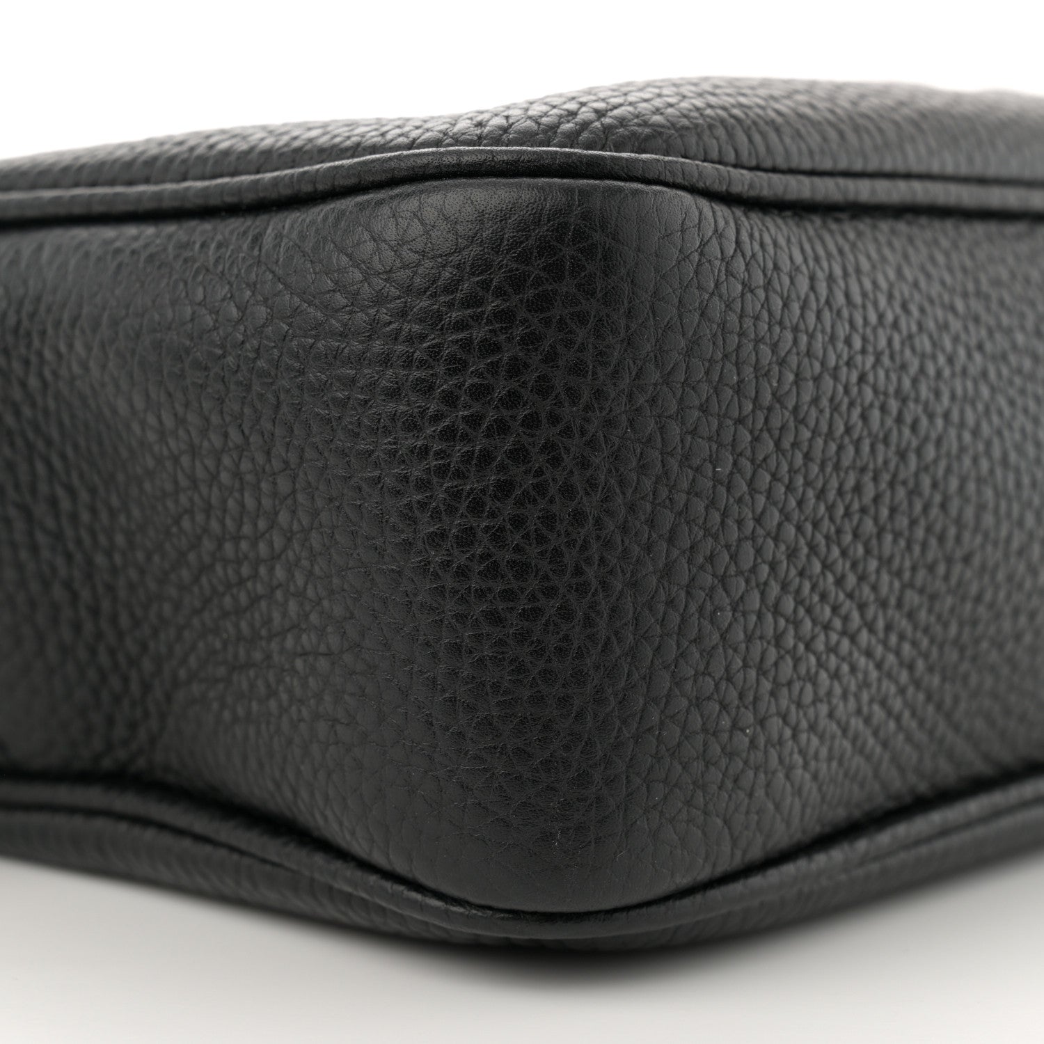 Gucci Pebbled Calfskin Small Soho Disco Bag Black 9 of 11