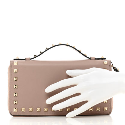 Valentino Garavani Vitello Rockstud Top Handle Travel Wallet Poudre 2 of 8