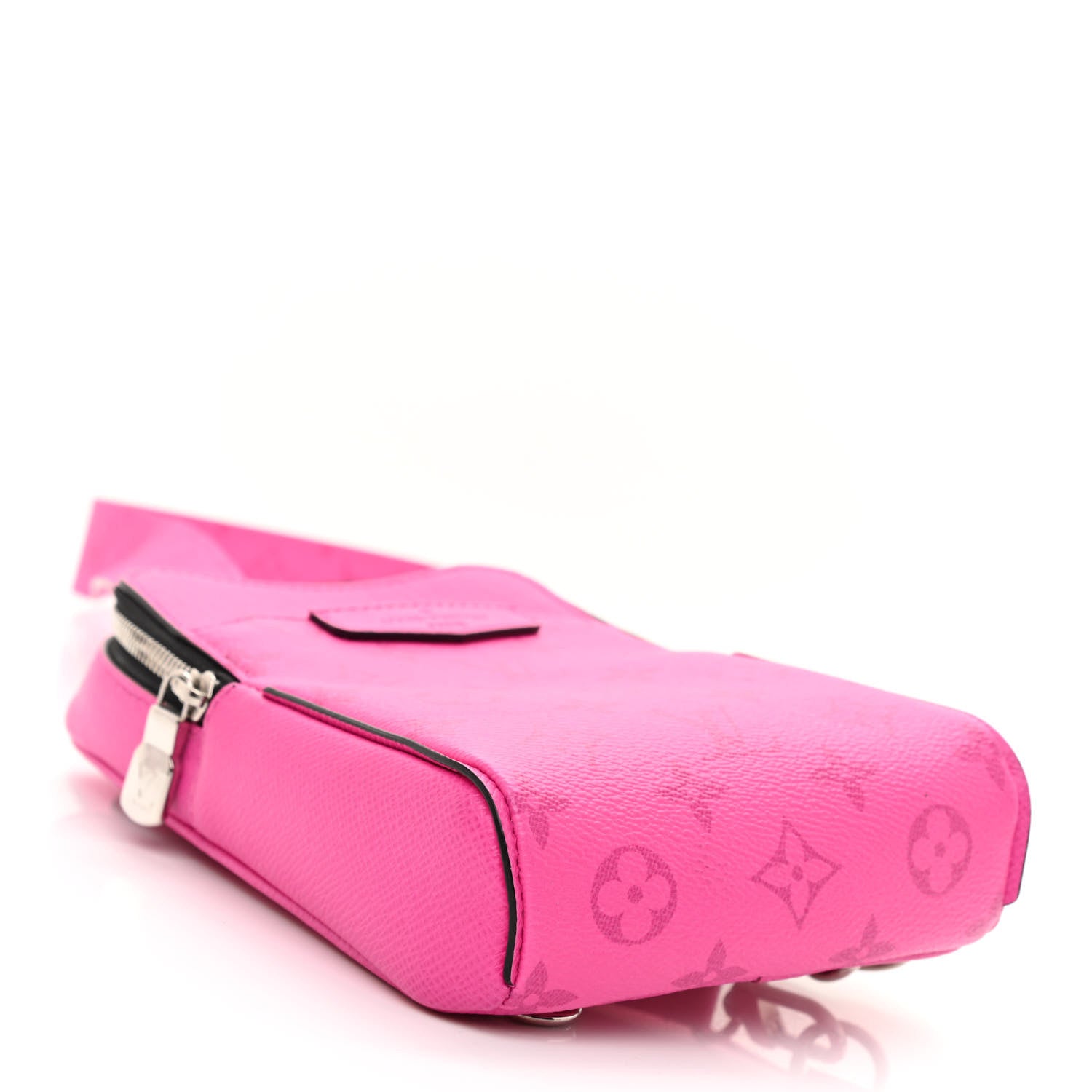 Louis Vuitton Taigarama Outdoor Slingbag Fuchsia 4 of 8