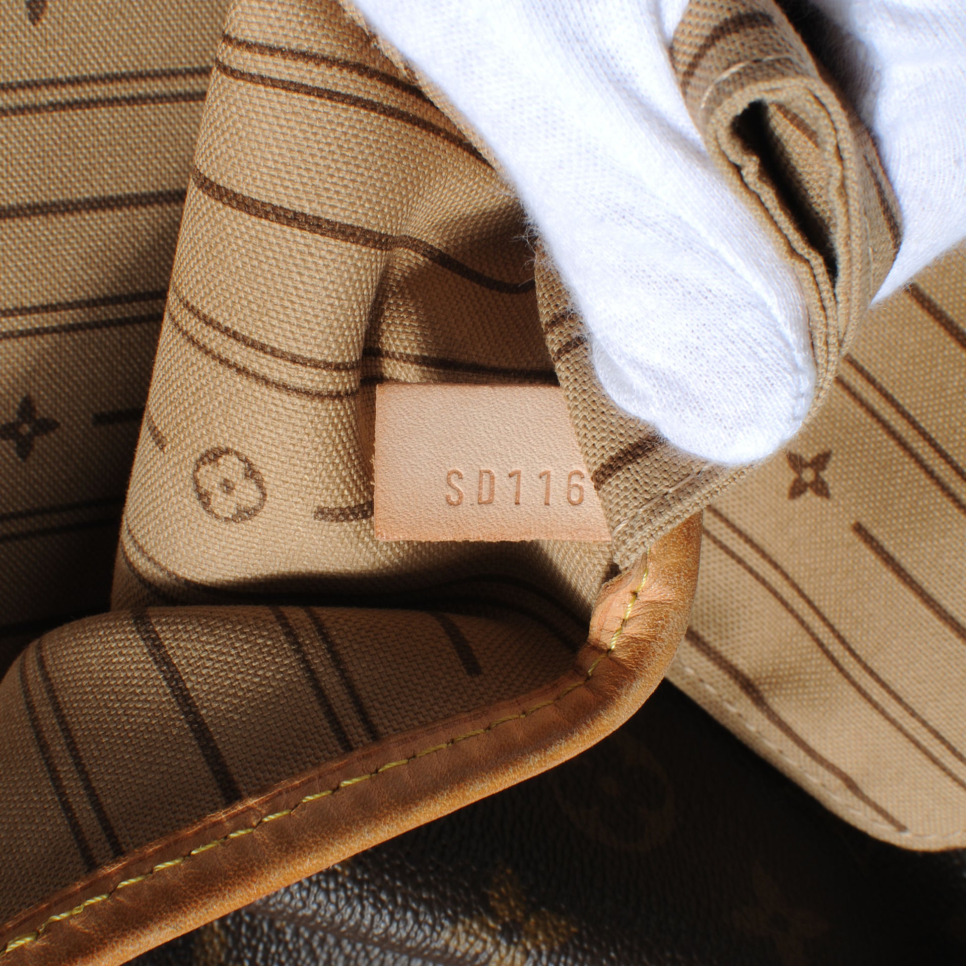 Louis Vuitton Monogram Neverfull GM 6 of 7