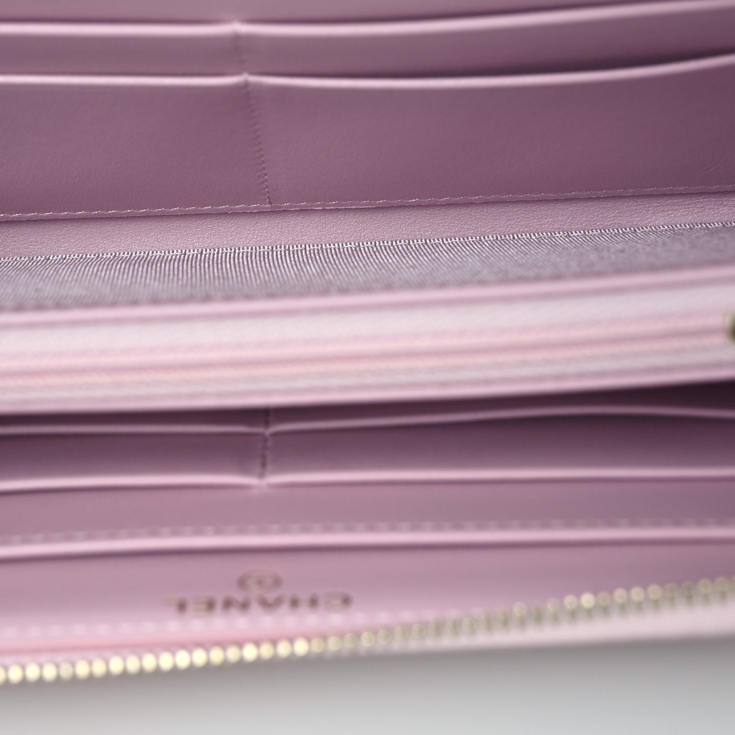 Caviar Quilted Large Gusset Zip Around Wallet Light Pink