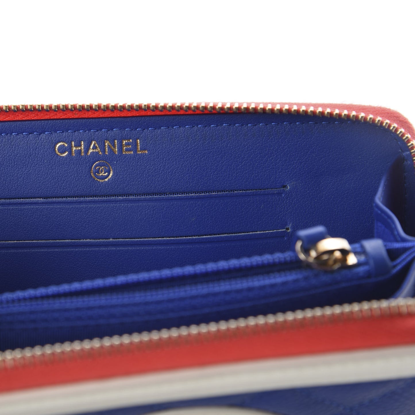 Caviar Quilted Medium Filigree Zip Around Wallet Blue White Red